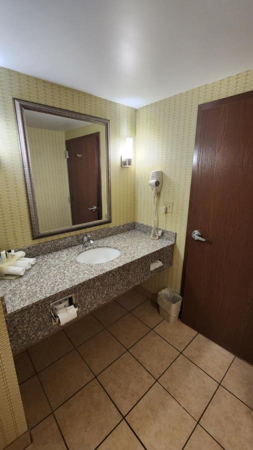 Hotel Wingate By Wyndham Kittanning Exterior foto